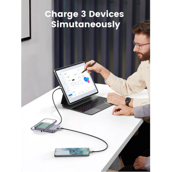 UGREEN 15W 10000mAh Magsafe Wireless Power Bank  Electronics & Technology New Arrivals Powerbanks / Chargers EMP1139-04.png