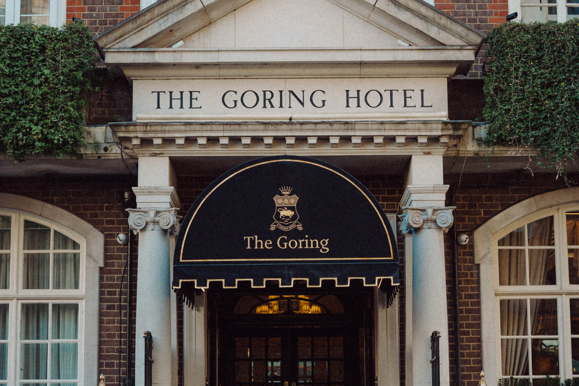 Graham Squire, The Goring - Champagne Ayala