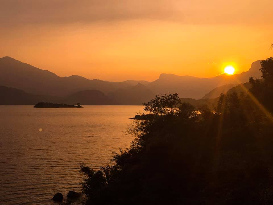വാല്പാറ യാത്ര