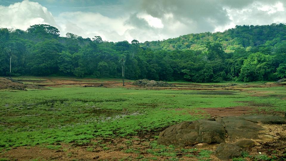 അസുരന്‍കുണ്ടിലേക്കൊരു യാത്ര