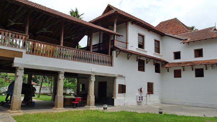 പാലിയം ഡച്ച് പാലസ്
