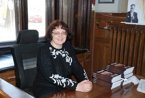 Silvija Peleckienė Lietuvos rašytojų sąjungos klube prieš prasidedant „Varpų“ vakarui. 2009 m. balandžio 23 d. S. ir L. Peleckių archyvo nuotr.