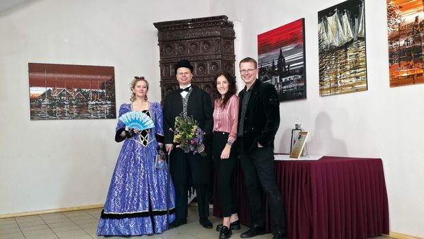 Parodos atidarymo akimirka. Asmeninio Mariaus Morkūno albumo fotografija