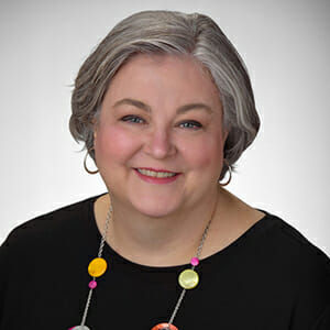 Lischer Nanney - Paralegal Headshot