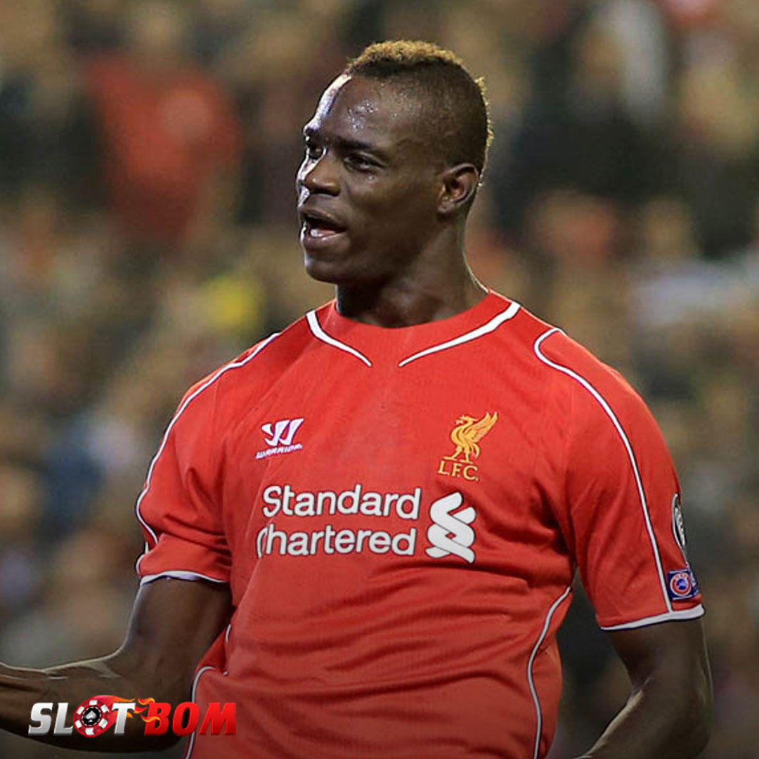 Balotelli: Sepakbola adalah ilusi semata