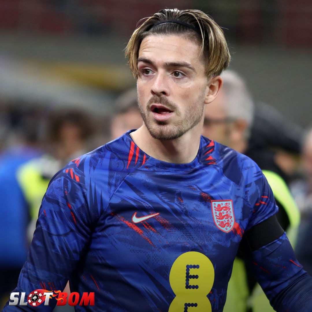 Jack Grealish akan memperkuat Everton dengan status pinjaman.