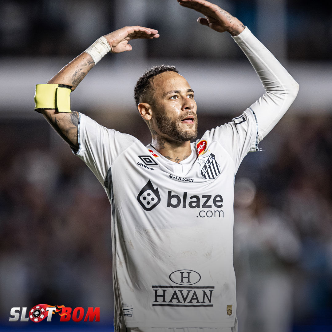 Ayah Neymar: "Apa Benar Putraku Cedera ACL Gara-gara Main Poker? "