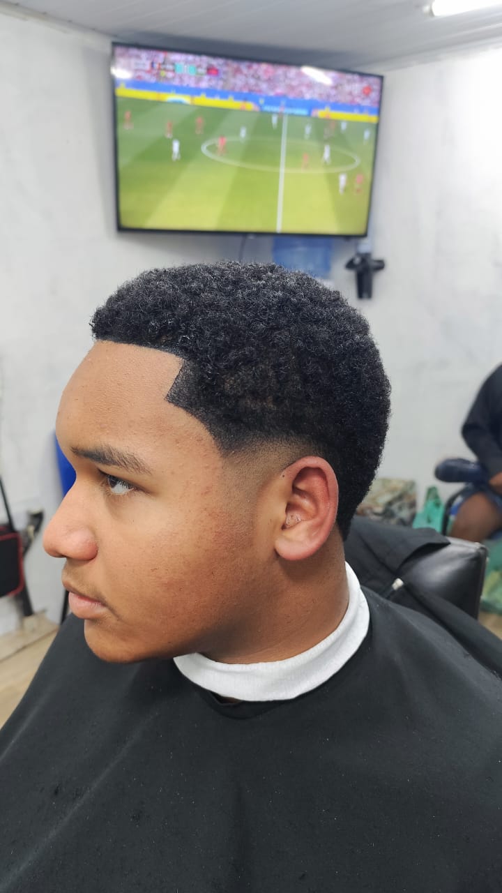Exemplo de fade com pigmentação na TURKO Barbershop