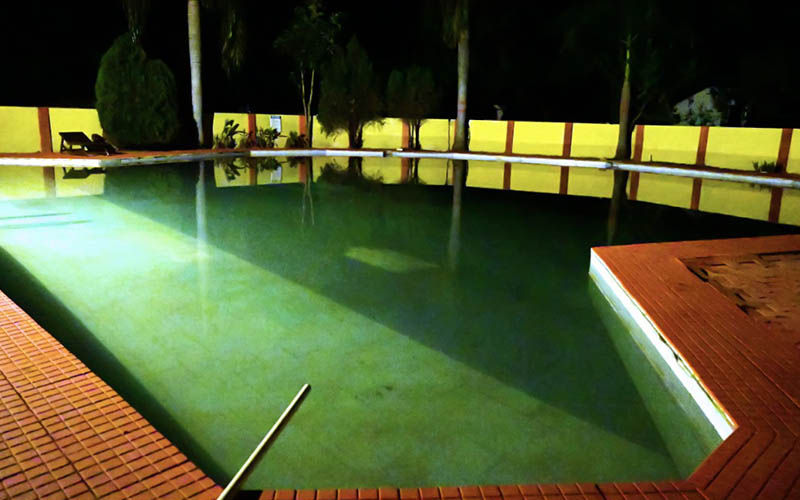 swimming pool