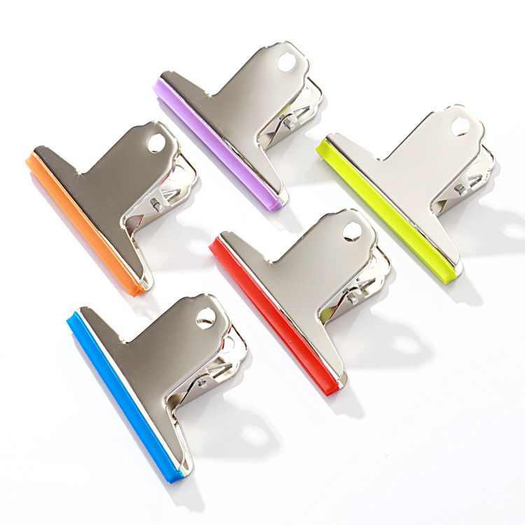 Durable Waterproof Non-Slip Red Silicone Clamp Strong Stainless Steel Document Mount Iron Invoice Paper Clip Efficient Office