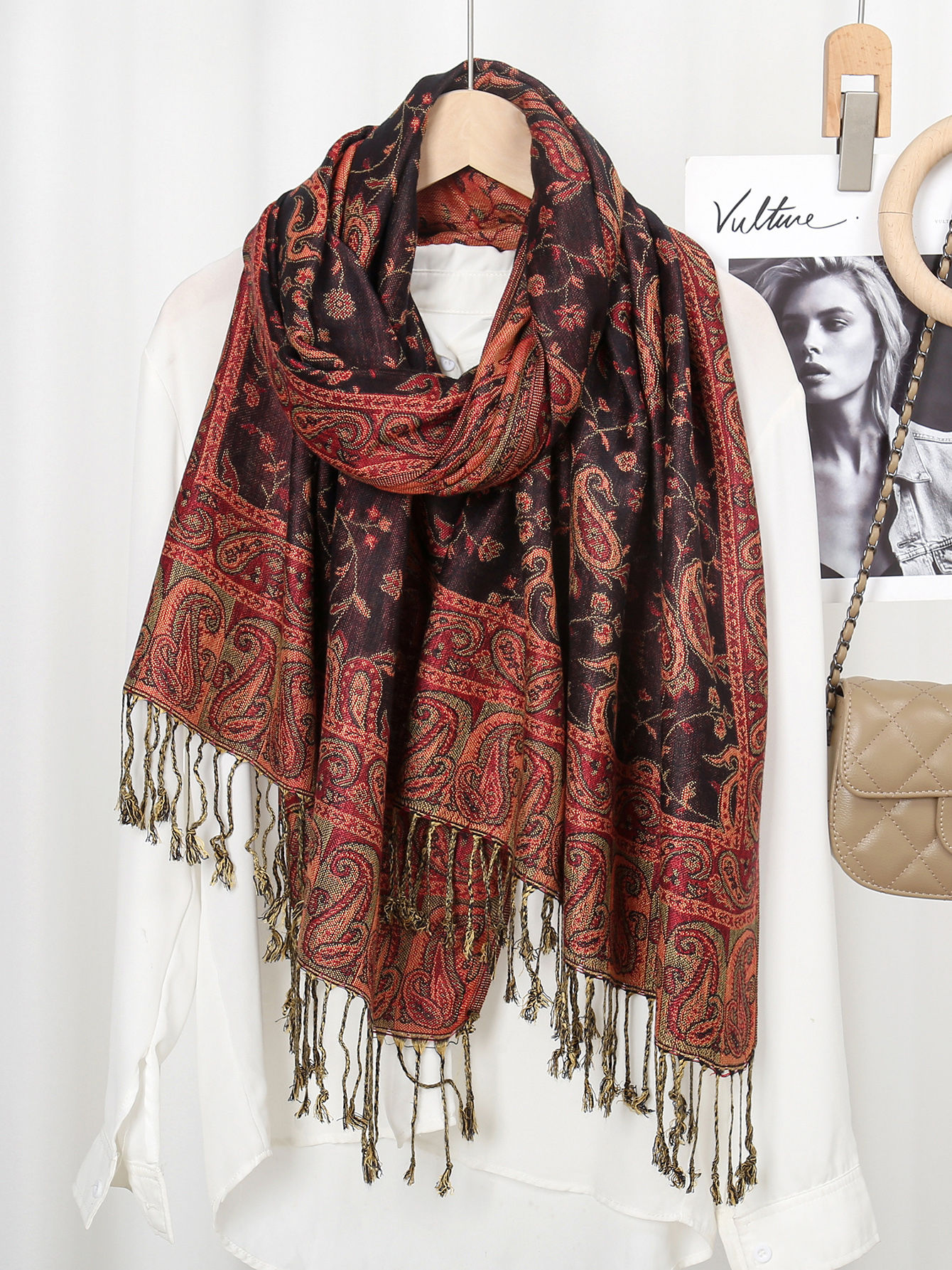 Fashion Vintage Muslim Wrap Tassel Jacquard Scarf Bandana Pashmina Hijab Ethnic Paisley Embroidered Shawl for Women