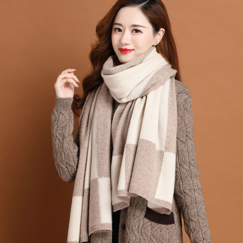 Hot Selling New Winter Women's Plaid Scarf British Style Wool Tassel Shawls Scarves Winter