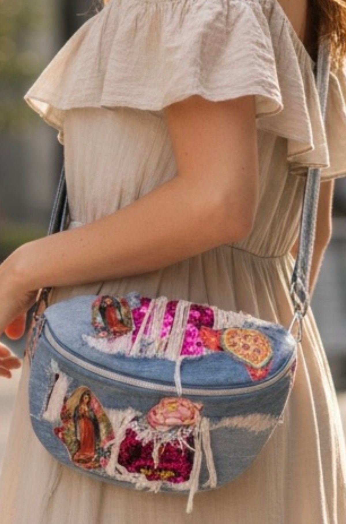 Boho Crossbody Bag aus recyceltem Denim – Produktfoto