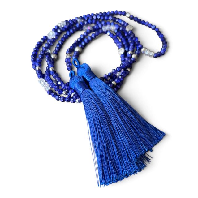Lange Wickelkette NANCY mit Quasten in leuchtendem Blau
