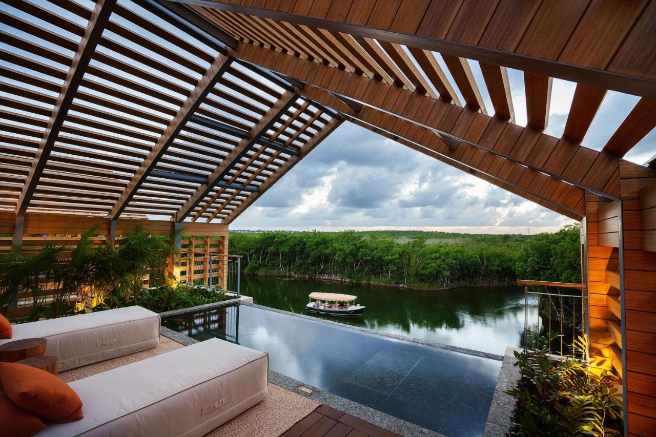 Transportación del Aeropuerto de Cancún a Banyan Tree Mayakoba