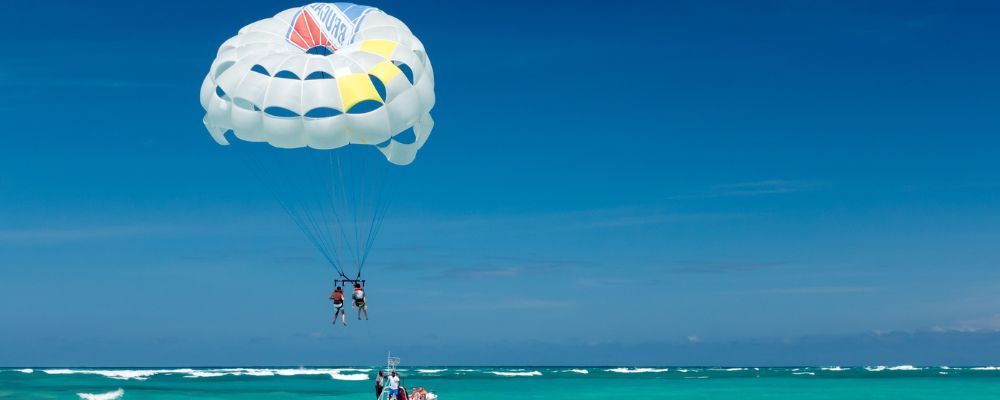 parasailing in Punta Cana