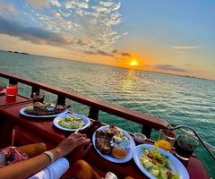 Tour Columbus Cruise - Romantic Sunset Lobster Dinner in Cancun