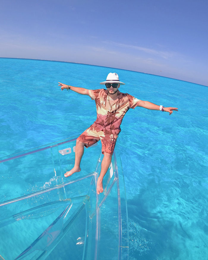 Clear Boat Cancún