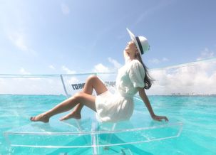 Imagen de Isla Mujeres: Aventura en Isla Barco con Fondo de Cristal