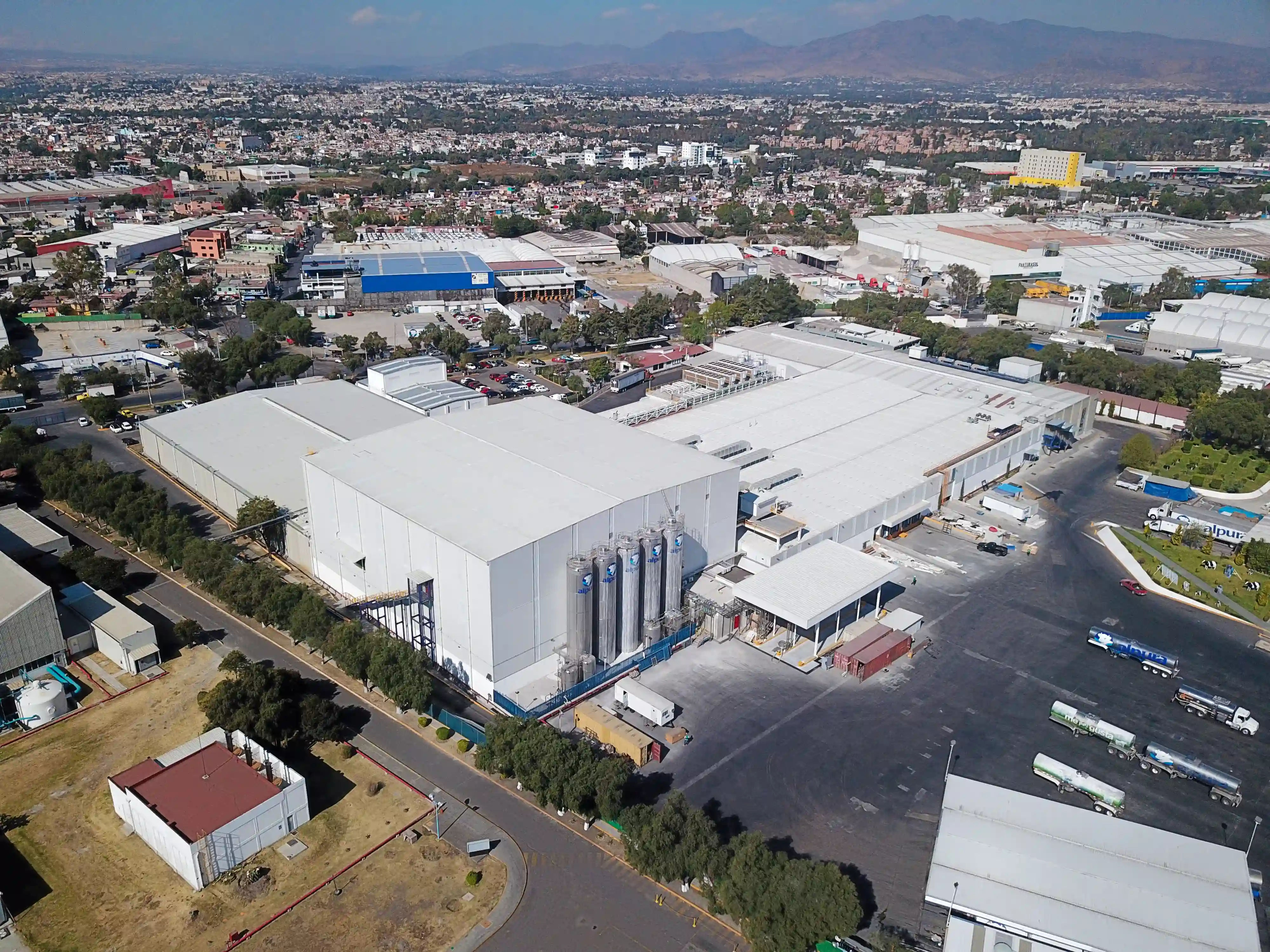 Construcción Industrial y Comercial