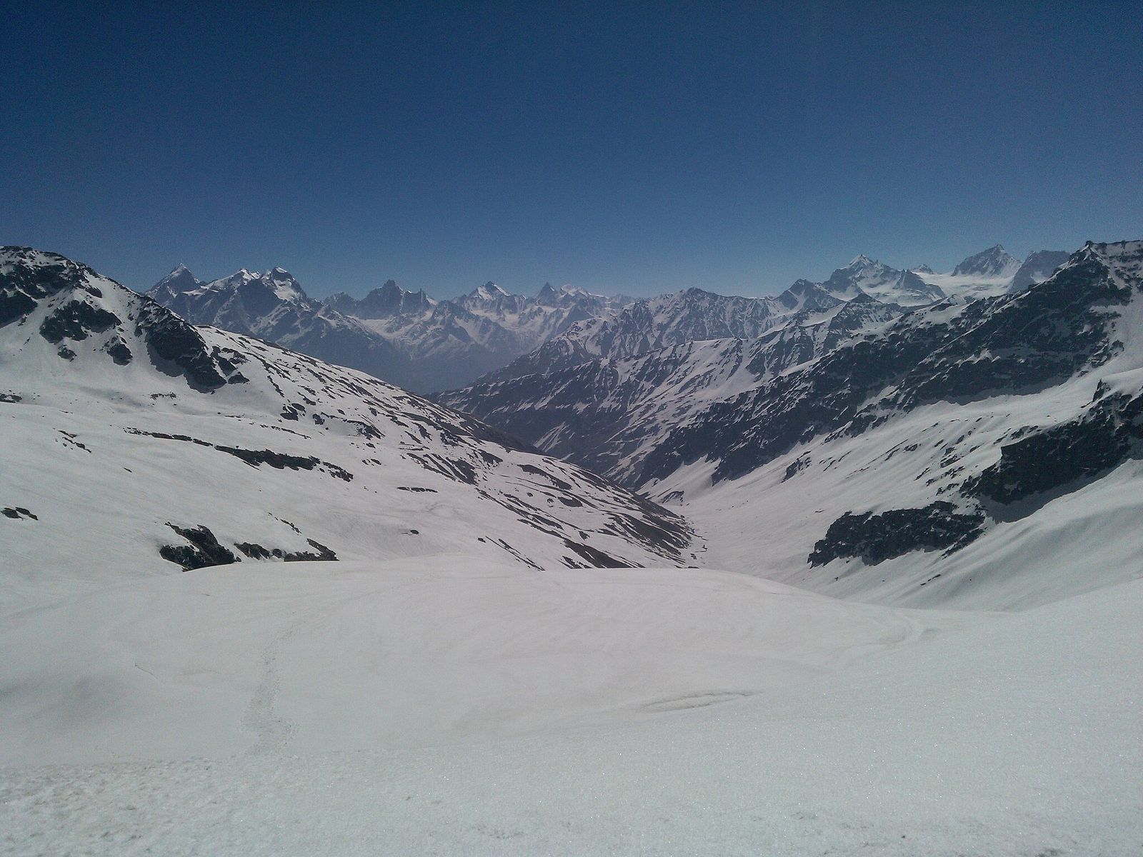 Rupin_Pass_-_View_towards_Sangla_Valley_598575033531.jpg