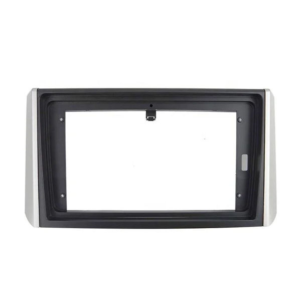  MITSUBISHI 2018 Xpander 9"