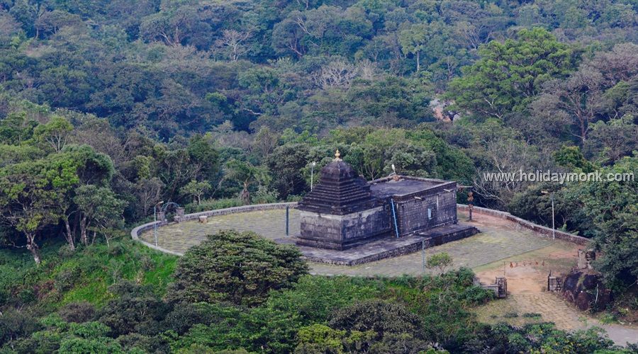 • Betta Bhairaveshwara Prasanna Temple, Mekanagadde – Maragunda