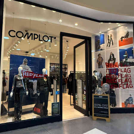 Complot