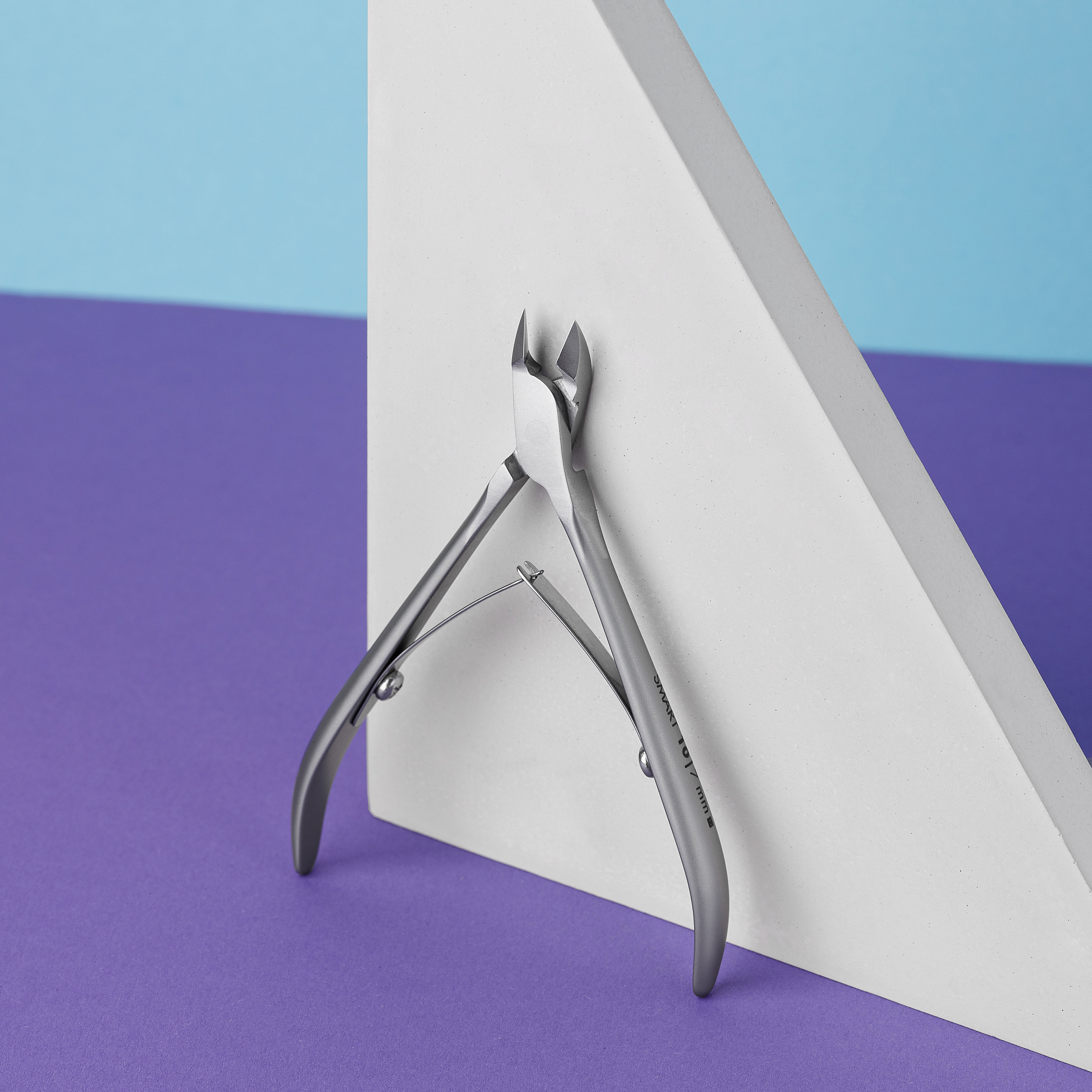 GELLIFIQUE CUTICLE NIPPER 7 mm