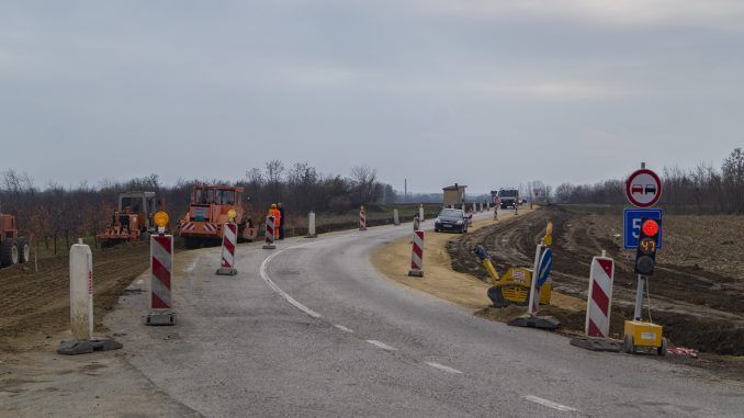 Radovi na putu Jasenovo - Straza Radovi na putu Jasenovo - Straza