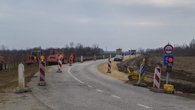 Radovi na putu Jasenovo - Straza