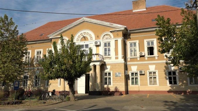 zgrada opštine bc