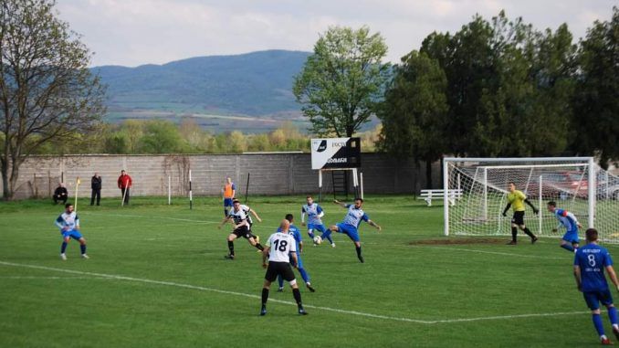 FK BAK - FK Mladost