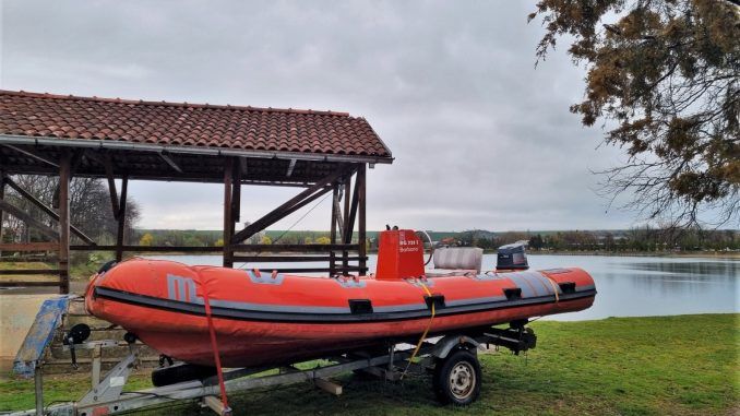 Jedrilicarski klub Panonija 75 novi camac Jedrilicarski klub Panonija 75 novi camac