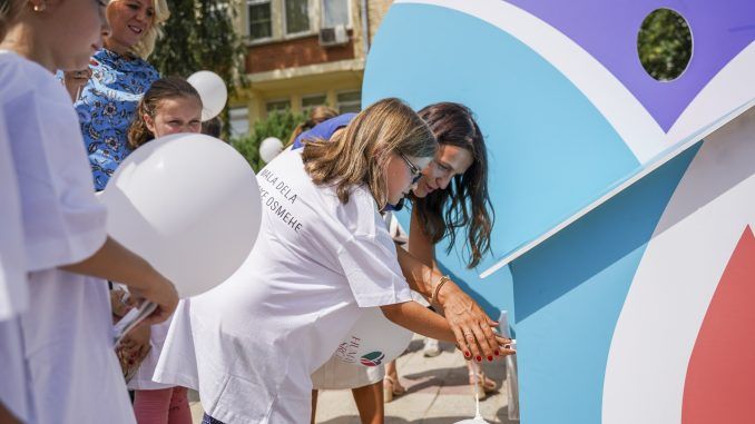 Humana srca projekat Pozeli zelju Humana srca projekat Pozeli zelju