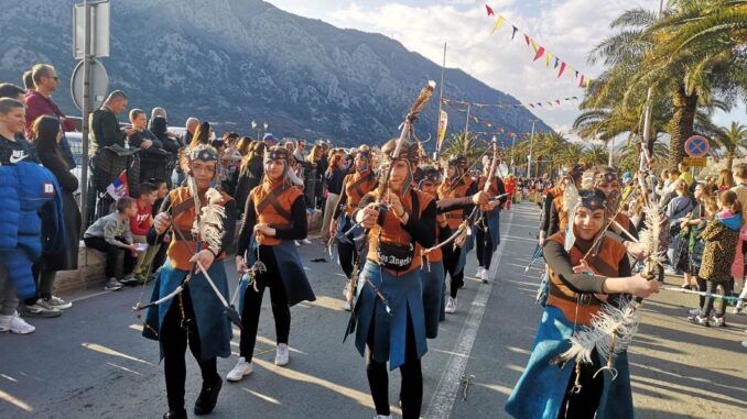 Plave strele karneval CG