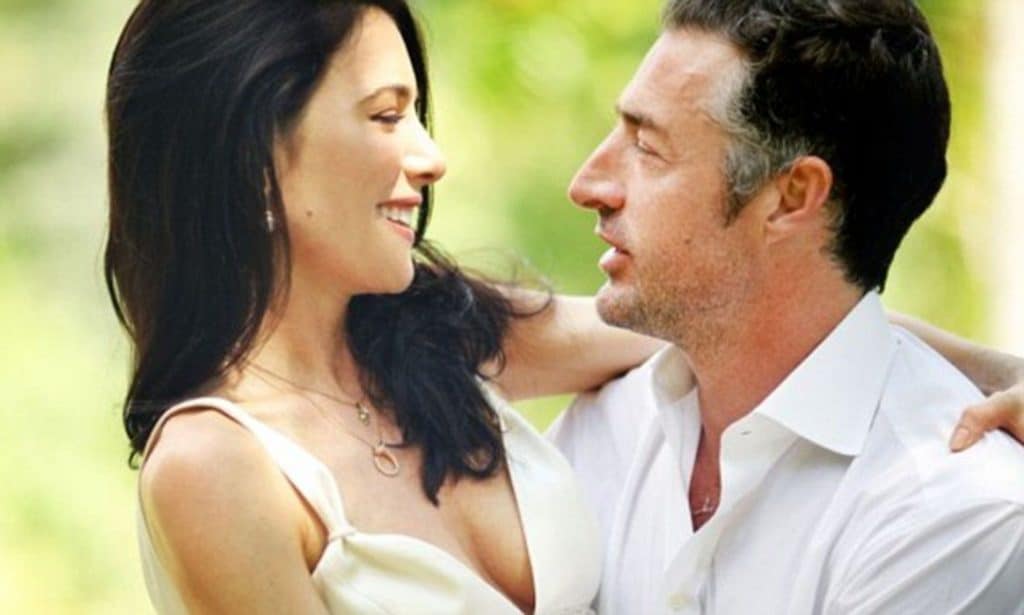 Jaime Murray Marries and Bernie Cahill say "I do" in Bali because they fall in love with the beauty of the island of Bali