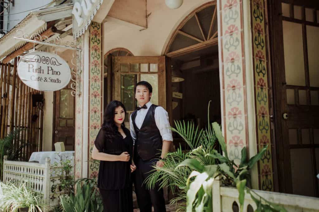 Putih Pino Cafe and Studio prewedding spot