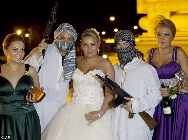 Ransoming the bride, Romania