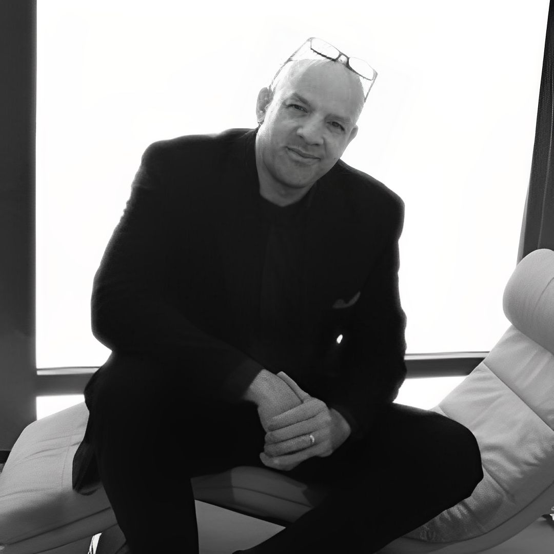 Prof. Arch. Richard Moreta Castillo