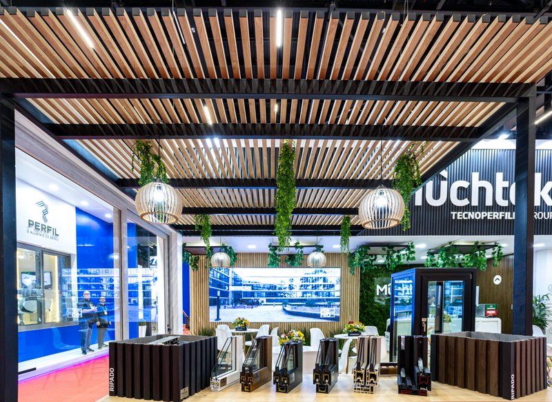 MUCHTEK refuerza su presencia regional con innovación, diseño y soluciones eficientes en PVC