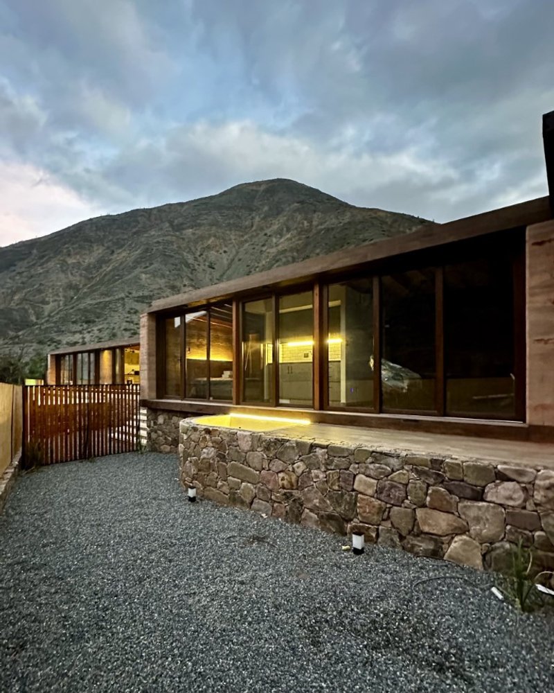 Anma Wasi Refugio: arquitectura contemporánea en diálogo con el paisaje jujeño