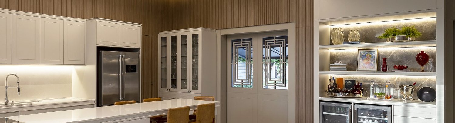 Estilo neoclássico: personalidade imponente para a fachada da casa