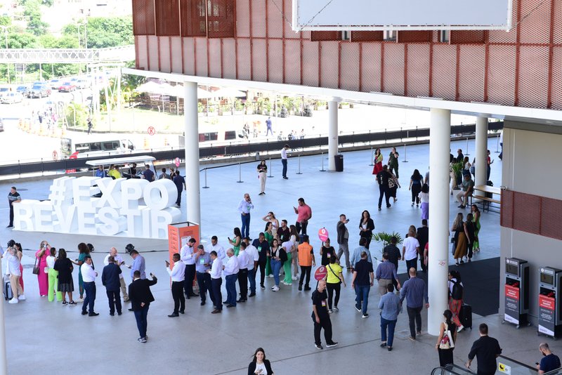 ¡Descubrí las últimas Tendencias en Landhi Pro TV y Explorá la Feria Expo Revestir de San Pablo y Experiencia Casa Living en BsAs!