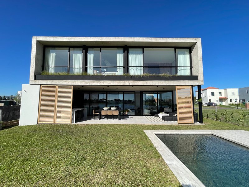 Casa El Secreto: Un Sueño de Materialidades y Experiencias