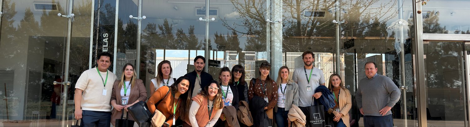 Detrás de cada pieza: una visita a la planta de Cerámica Cañuelas y Tendenza