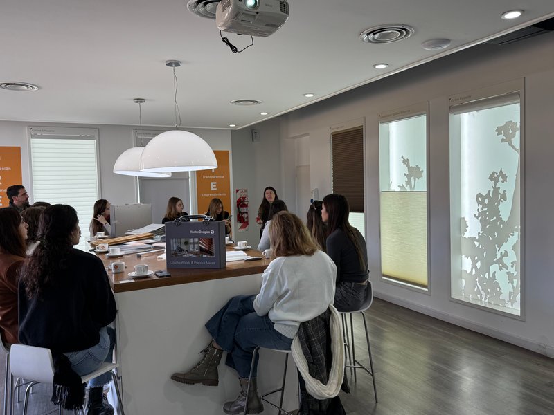 Hunter Douglas y Landhi Pro: El Control Solar en el Diseño para Transformar tus Proyectos