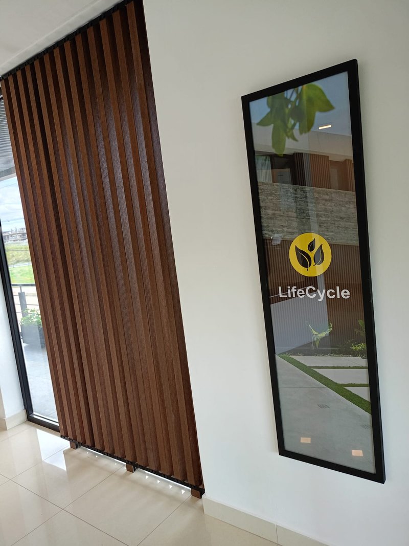 LifeCycle y Modélica presentan su nuevo showroom de productos WPC en Salta