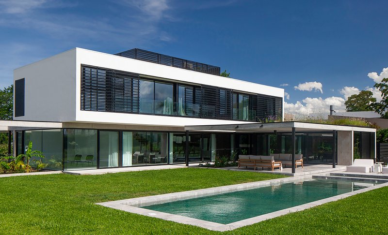 Diseño sin límites: las múltiples caras del aluminio en la vivienda