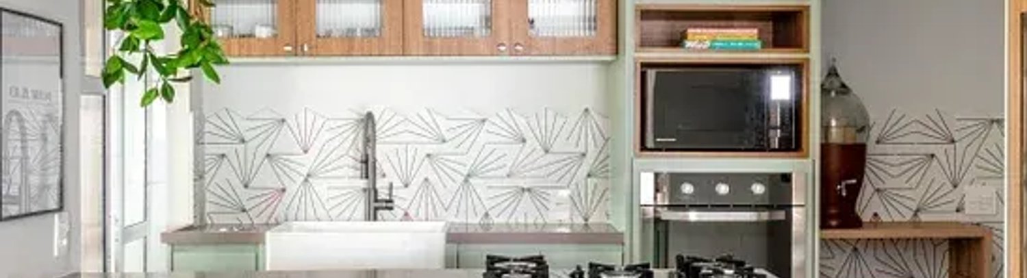 Dicas de como fazer uma cozinha pequena parecer ampla